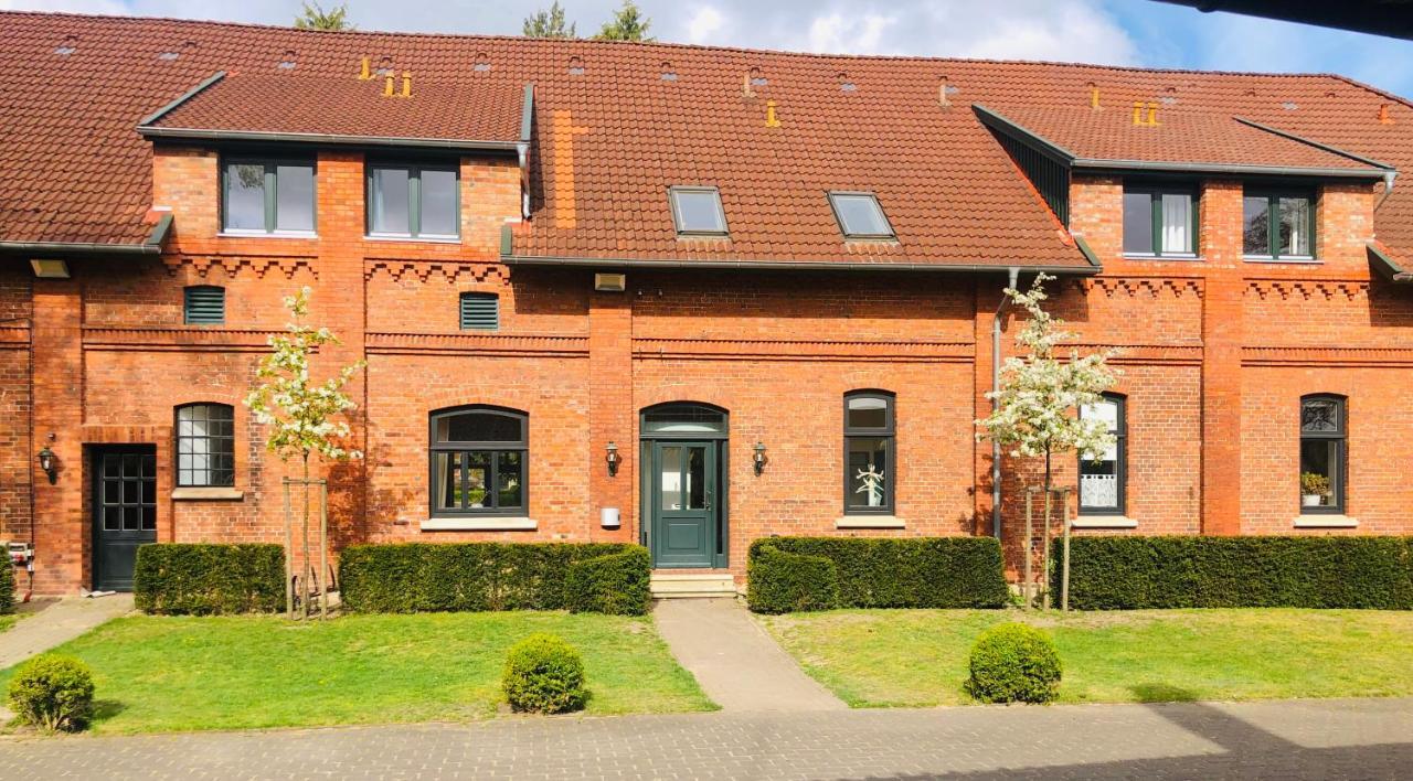 Gästehaus Schlossgarten Etelsen Exterior foto